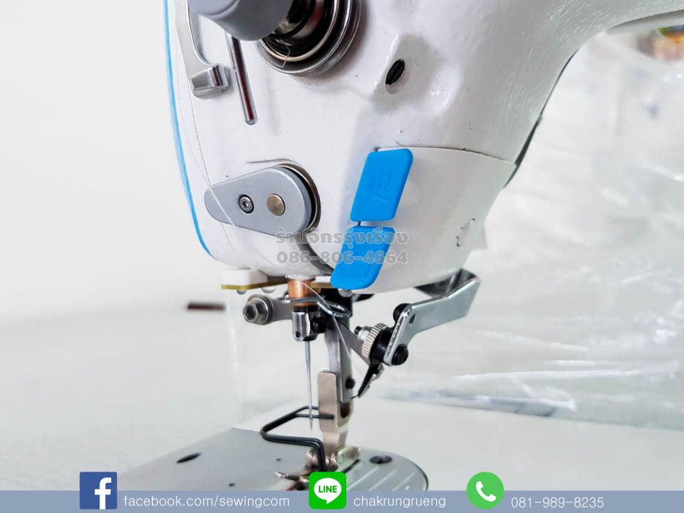 ปุ่มเย็บช้า 1 ฝีเข็ม และปุ่มเย็บย้ำ
