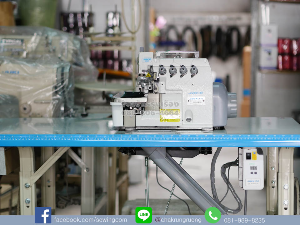 ป้ายชื่อรุ่น และหมายเลขเครื่อง